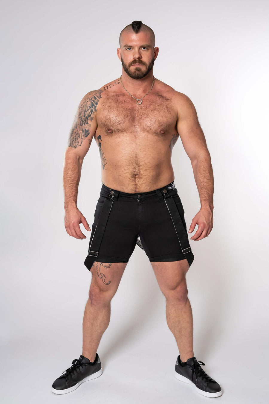 ROMEY BLACK NO RIPS SHORTS